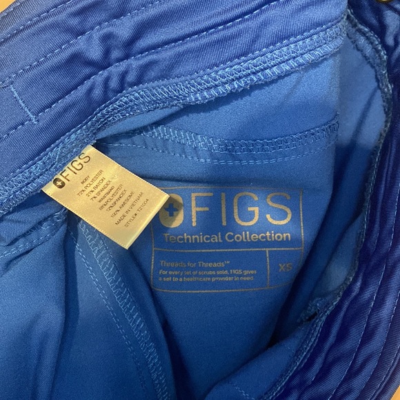 FIGS - Picture 12 of 12